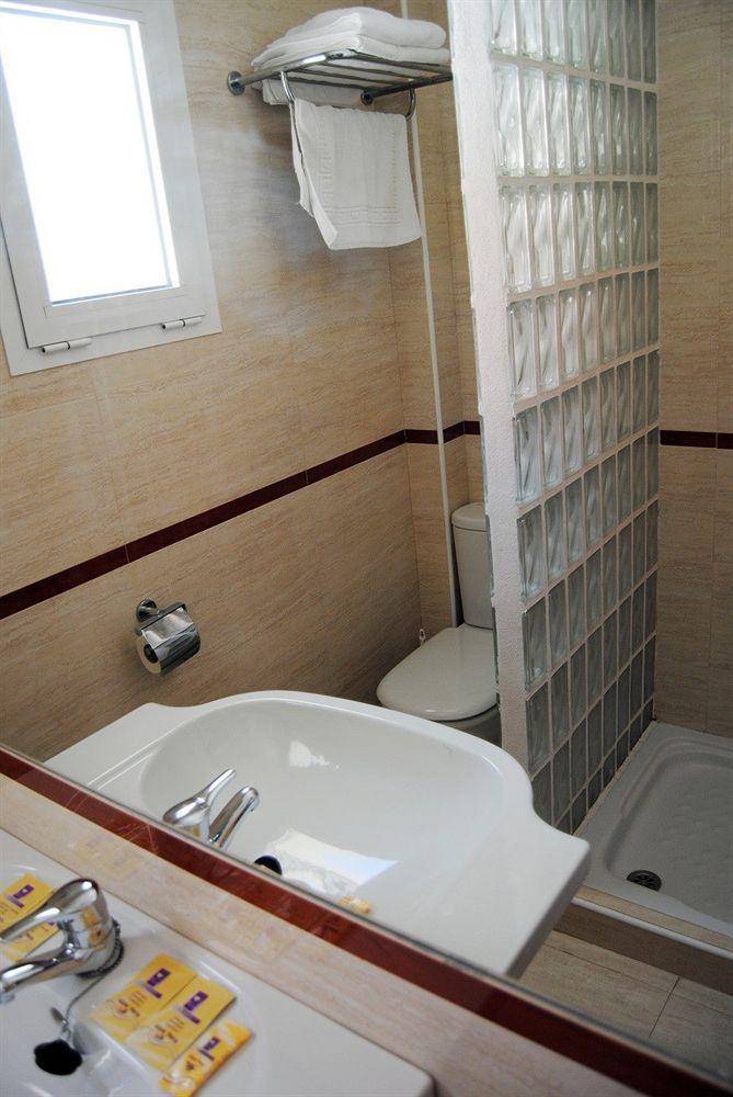 Apartamentos Turísticos Añoreta Rincón de la Victoria Exterior foto